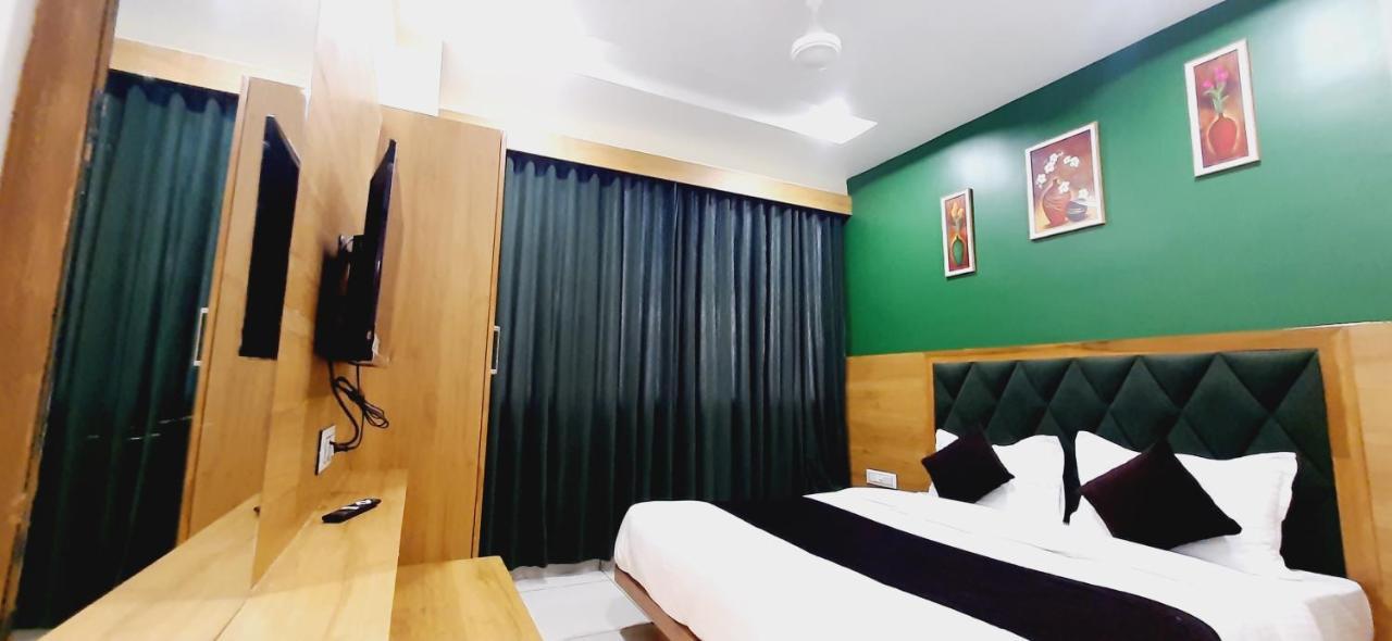 Hotel Suncity Ahmedabad Eksteriør billede