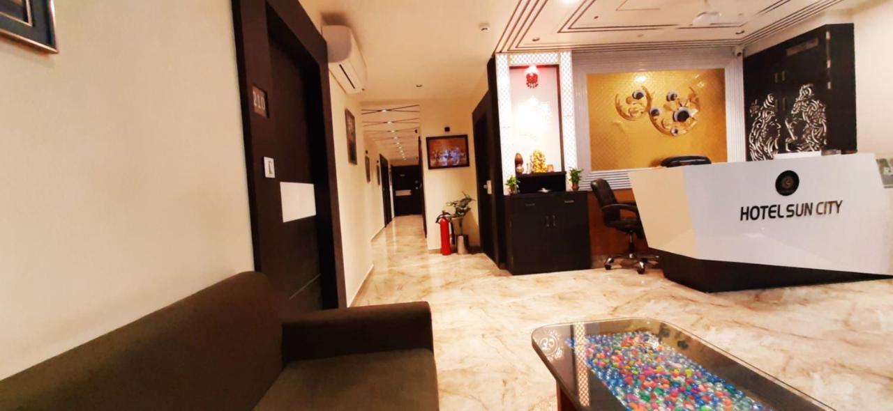 Hotel Suncity Ahmedabad Eksteriør billede