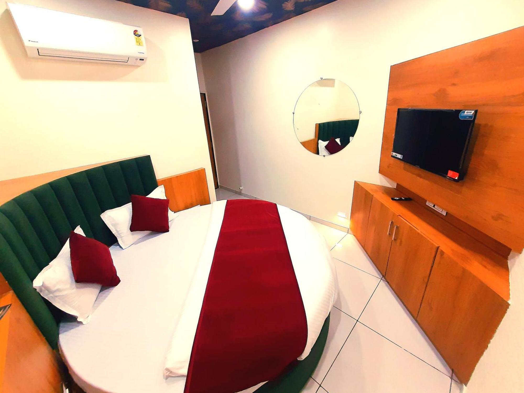 Hotel Suncity Ahmedabad Eksteriør billede
