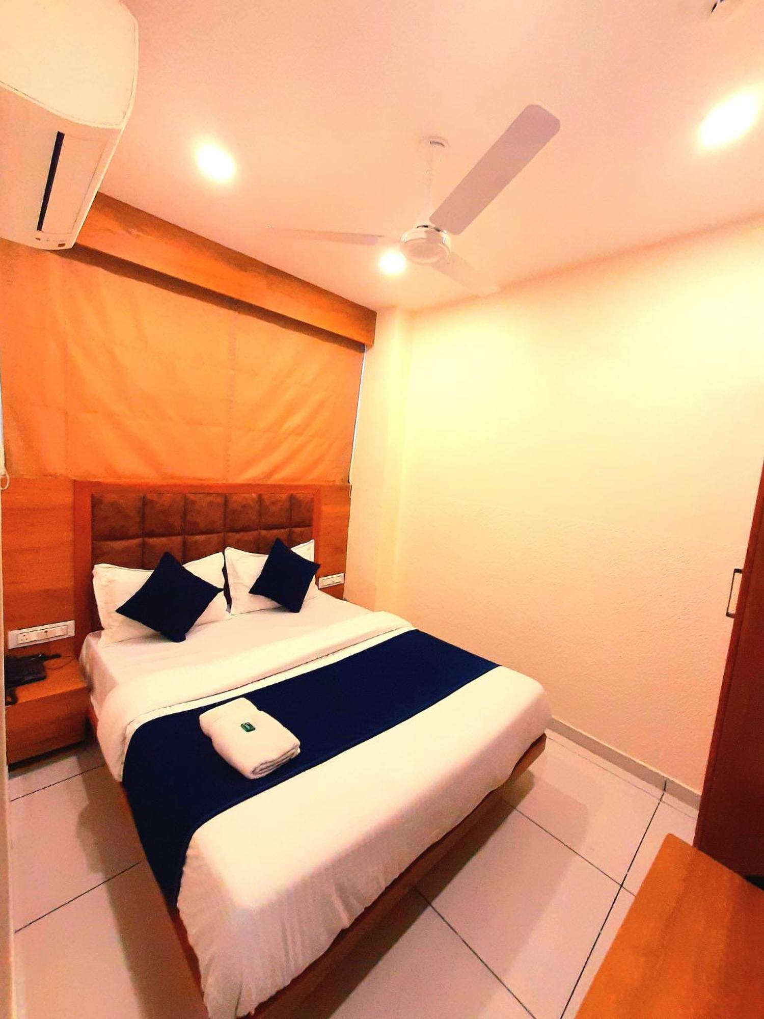 Hotel Suncity Ahmedabad Eksteriør billede