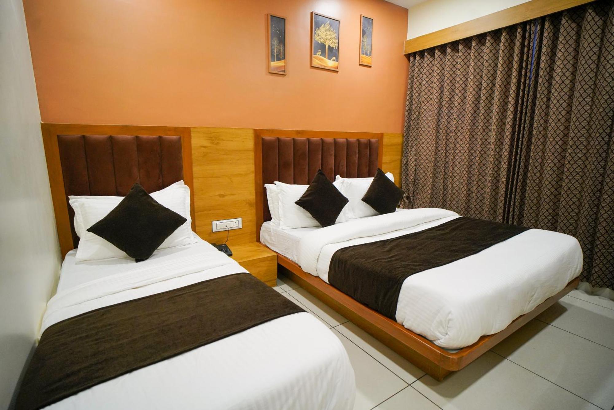 Hotel Suncity Ahmedabad Eksteriør billede