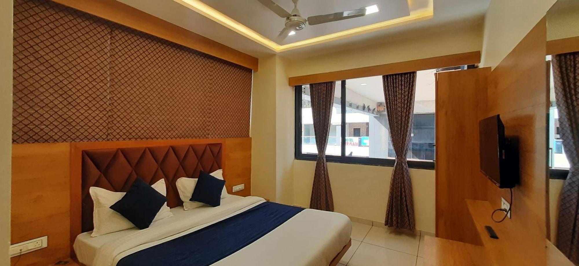 Hotel Suncity Ahmedabad Værelse billede